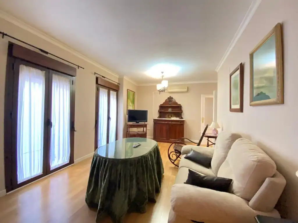 Sala d'estar de Pis en venda en Antequera amb Aire condicionat, Calefacció i Moblat