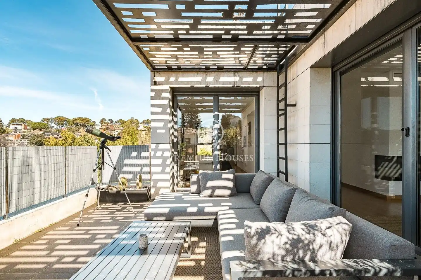 Terrace of Houses for sale in Sant Cugat del Vallès  with Air Conditioner, Heating and Private garden