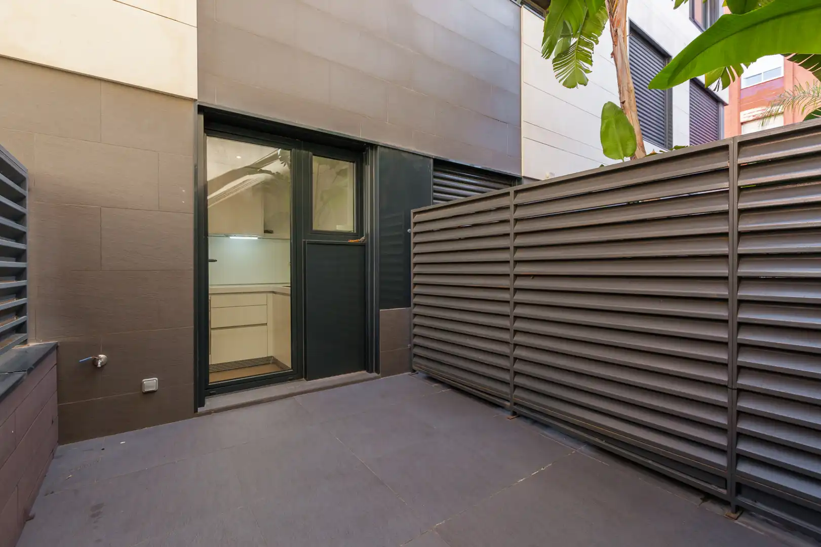 Erdgeschosswohnung mit Garten zur Miete in Carrer de Dalmases, imagen 6