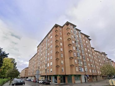 Piso con ascensor en venta en PABLO IGLESIAS