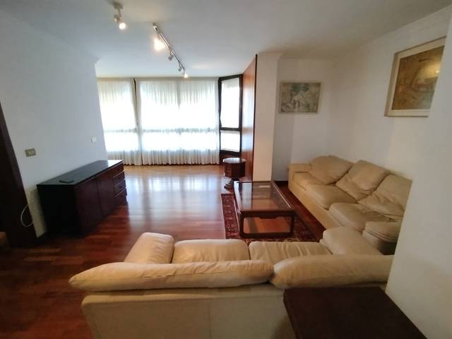 Piso en Venta en Avenida Profesor Peraza Ayala en Urbanización Anaga