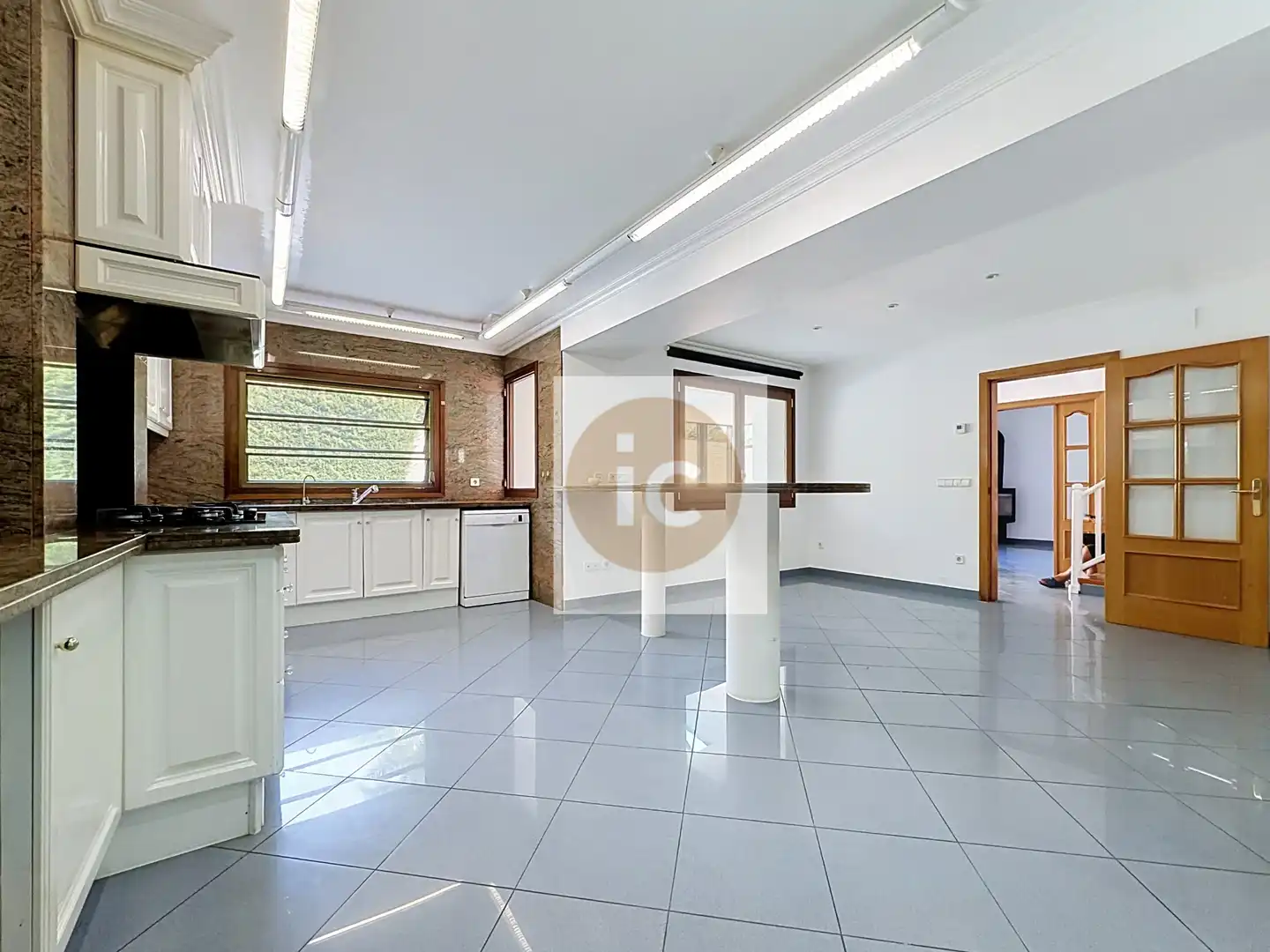 Terraced house with pool for sale in Carrer Alemanya 25, imagen 17