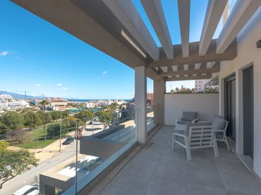 Apartament amb piscina en venda a Estepona Pueblo