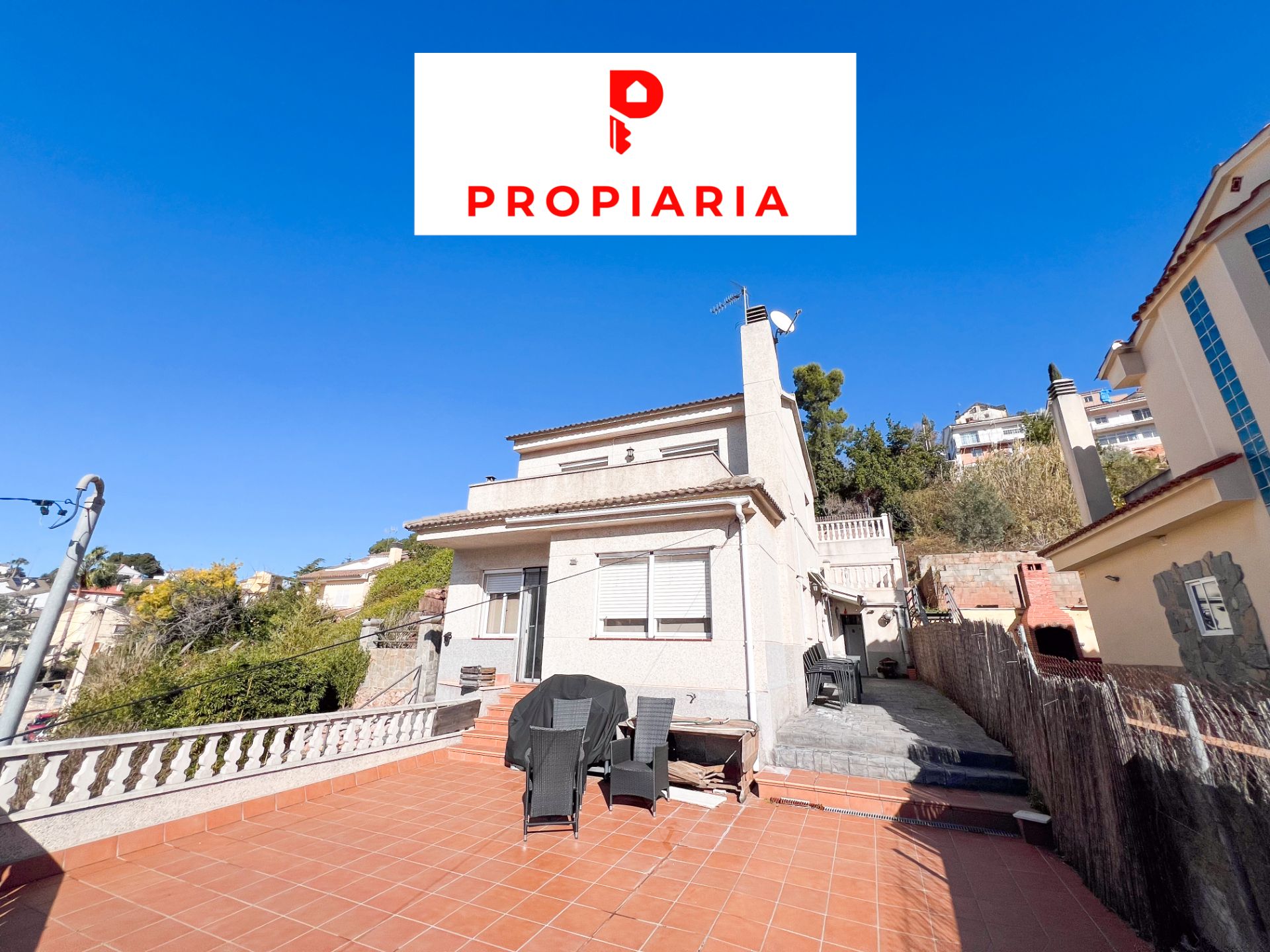 Vista exterior de Casa o chalet en venta en Vallirana con Aire acondicionado, Calefacción y Jardín privado