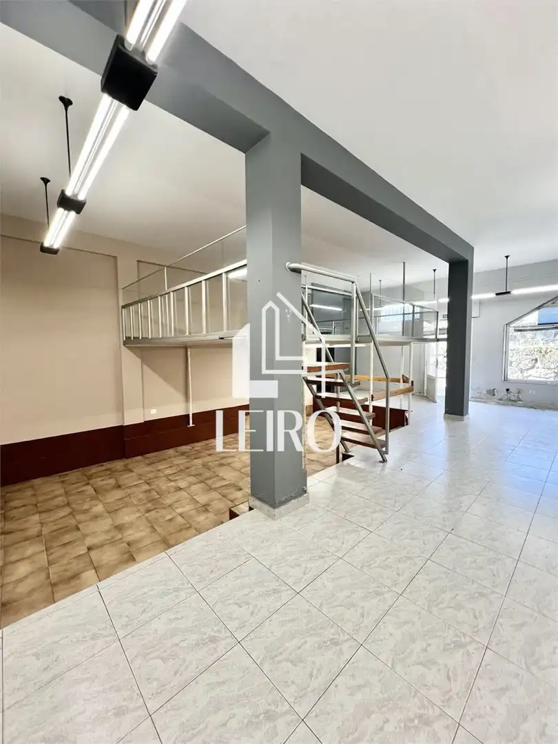 Local comercial en venda a Vilagarcía, imagen 4