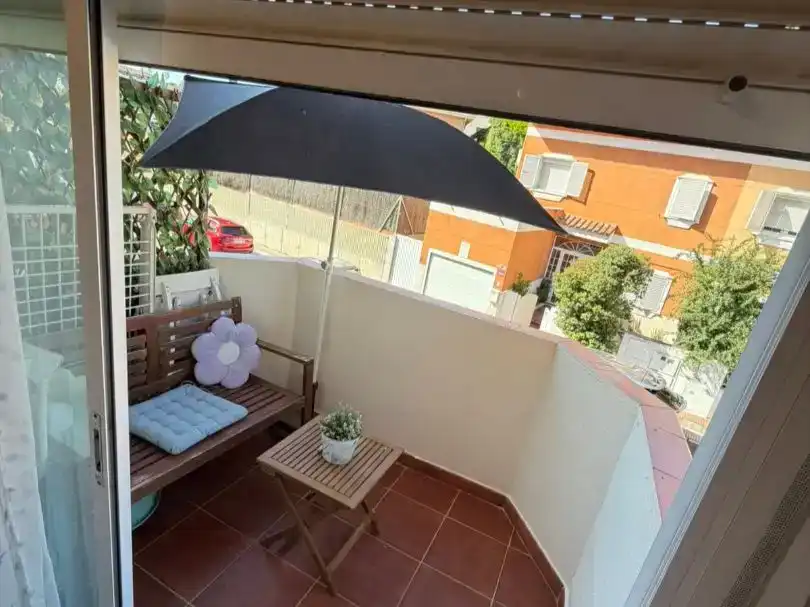 Terraza de Piso en venta en Cobeña con Aire acondicionado y Amueblado