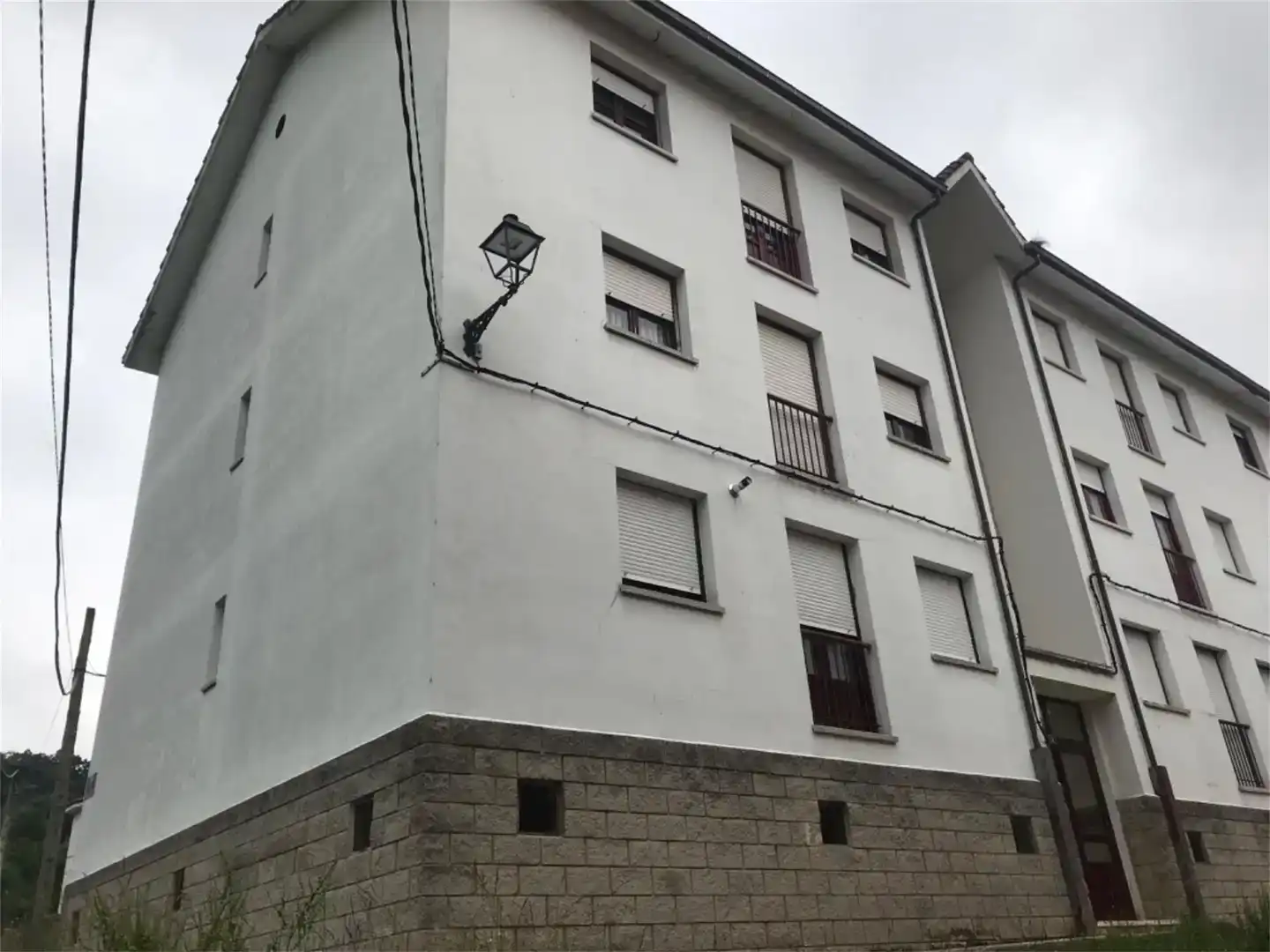 Vista exterior de Piso en venta en Peñamellera Baja con Trastero y Amueblado