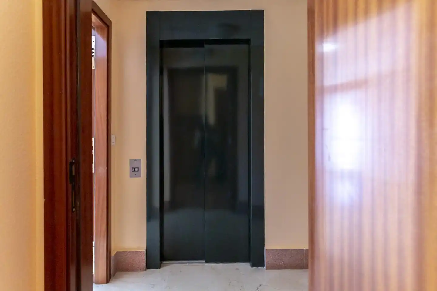 Oficina de alquiler en Burlada / Burlata