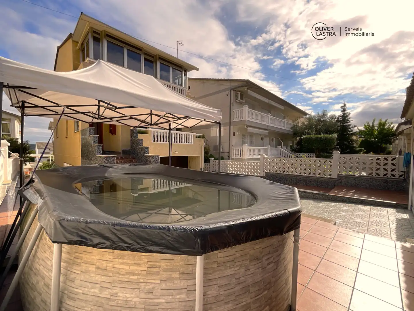 Piscina de Casa o chalet en venta en Sant Andreu de la Barca, Barcelona