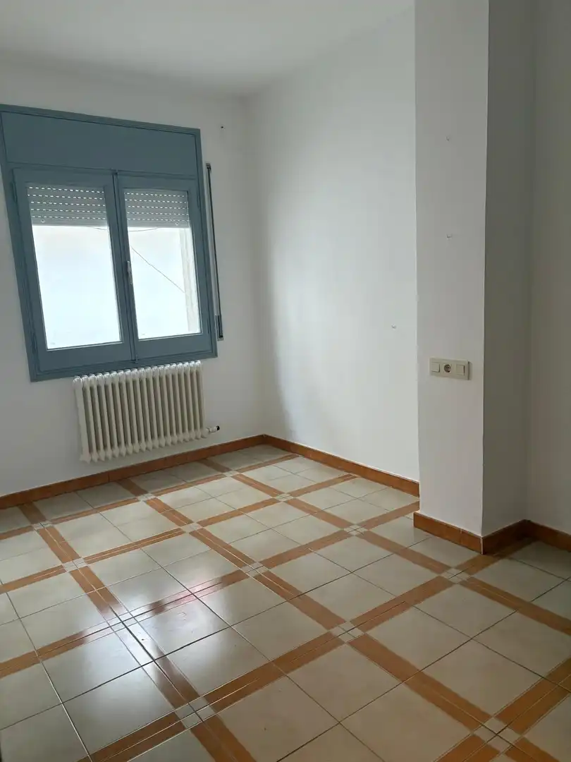 Wohnung zur Miete in CANYET, Nucli Antic