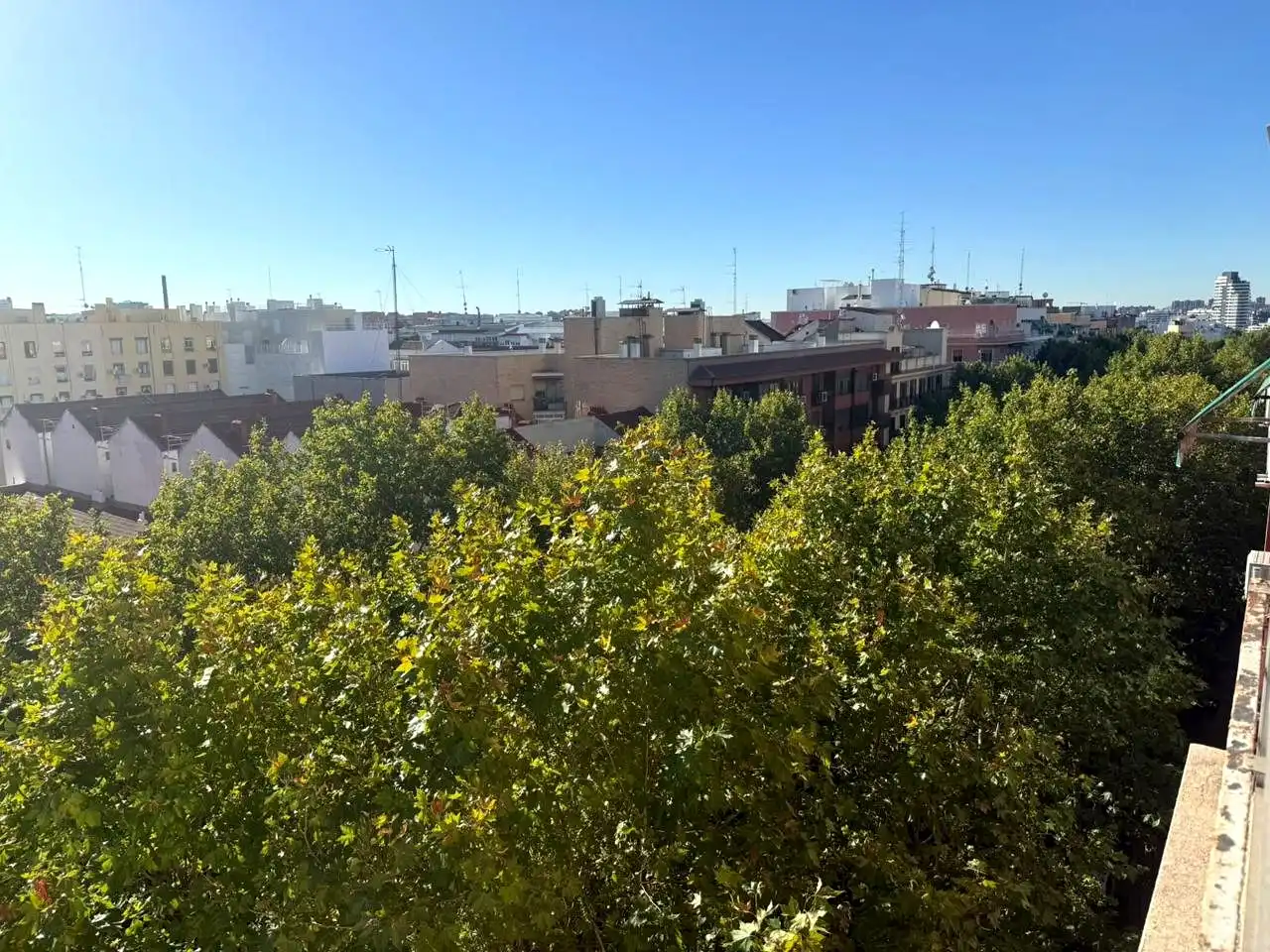 Flat with lift to rent in Paseo de las Delicias, imagen 2