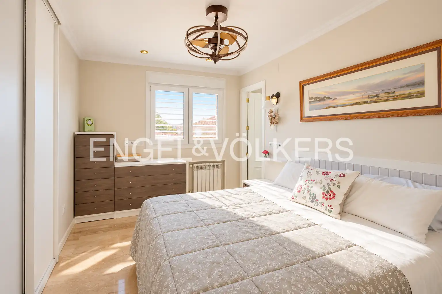 Bedroom of Attic for sale in Madrid  with Air Conditioner, Heating and Private garden
