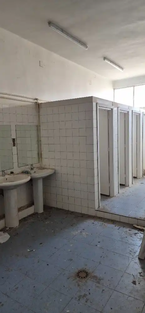 Baño de Nave industrial en venta en La Gineta