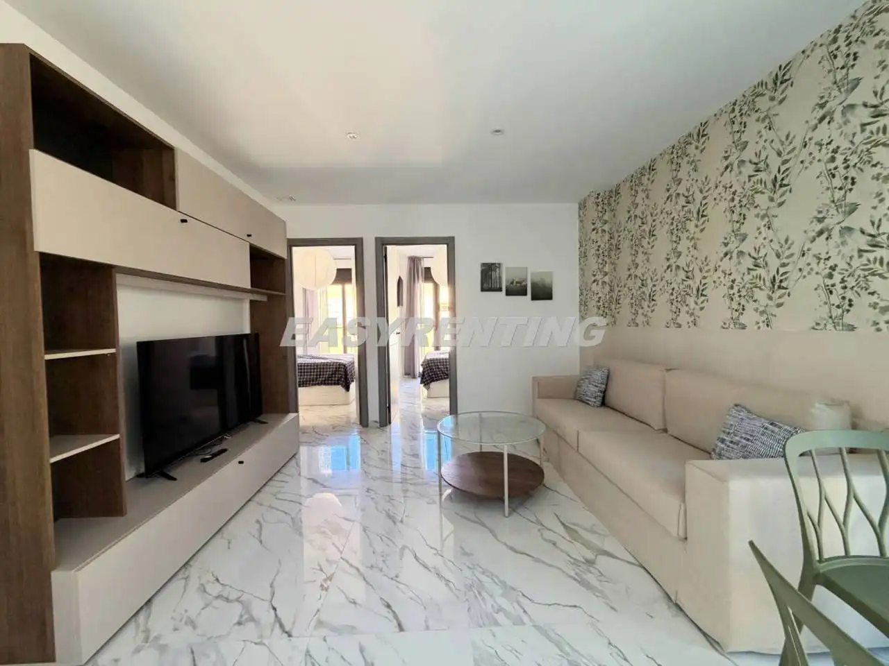 Sala de estar de Piso de alquiler en La Línea de la Concepción con Terraza, Amueblado y Balcón