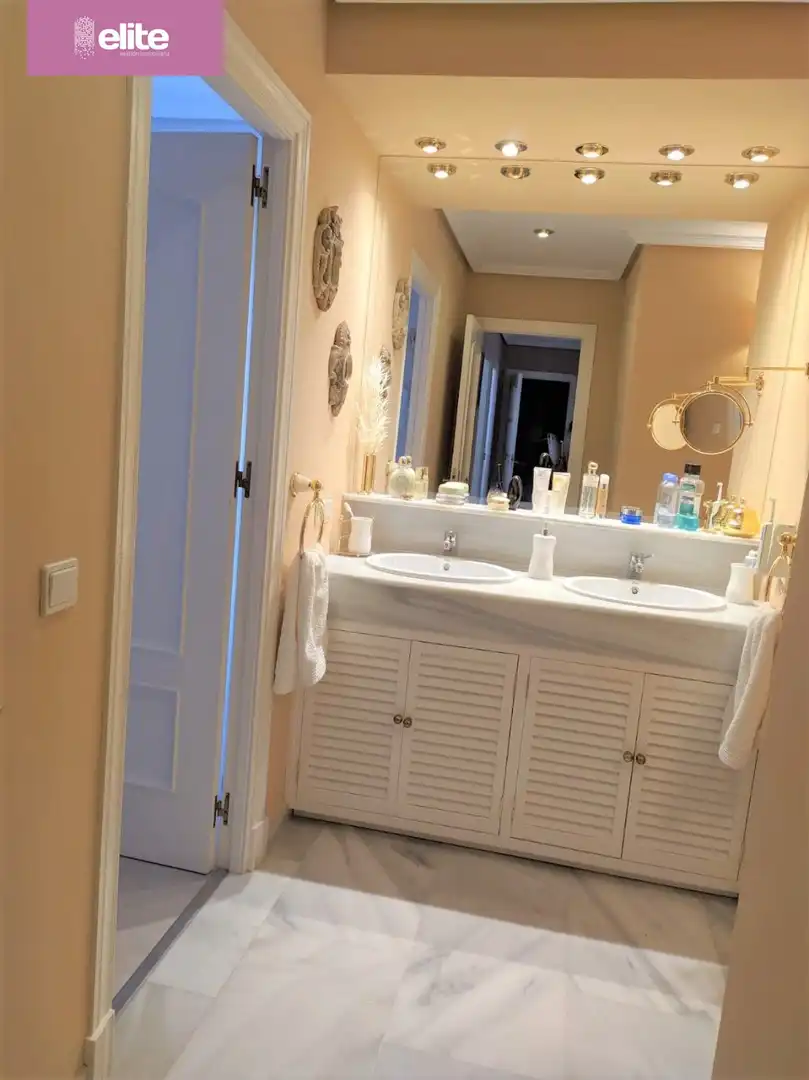 Bathroom of Flat for sale in Jerez de la Frontera  with Air Conditioner, Terrace and Storage room