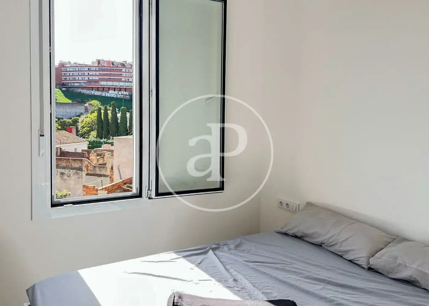 Bedroom of Houses for rent in Barcelona  with Air Conditioner, Heating and Terrace