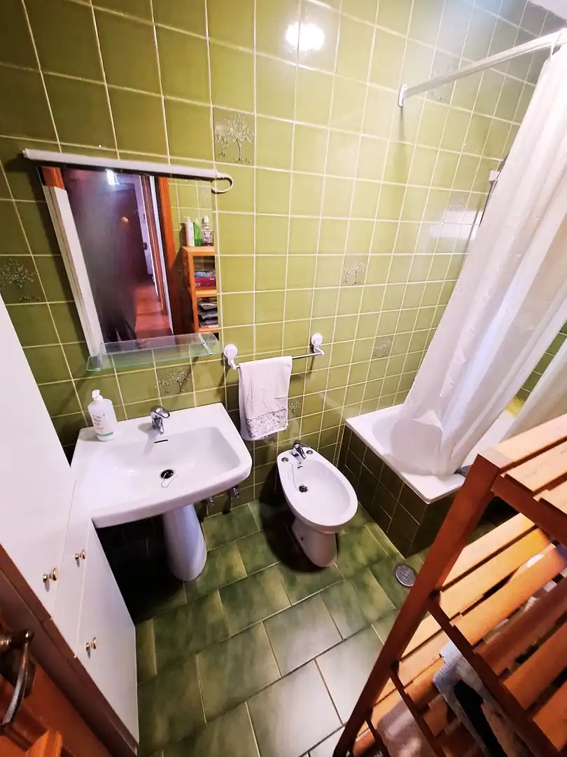 Baño de Piso en venta en La Adrada  con Calefacción, Terraza y Trastero