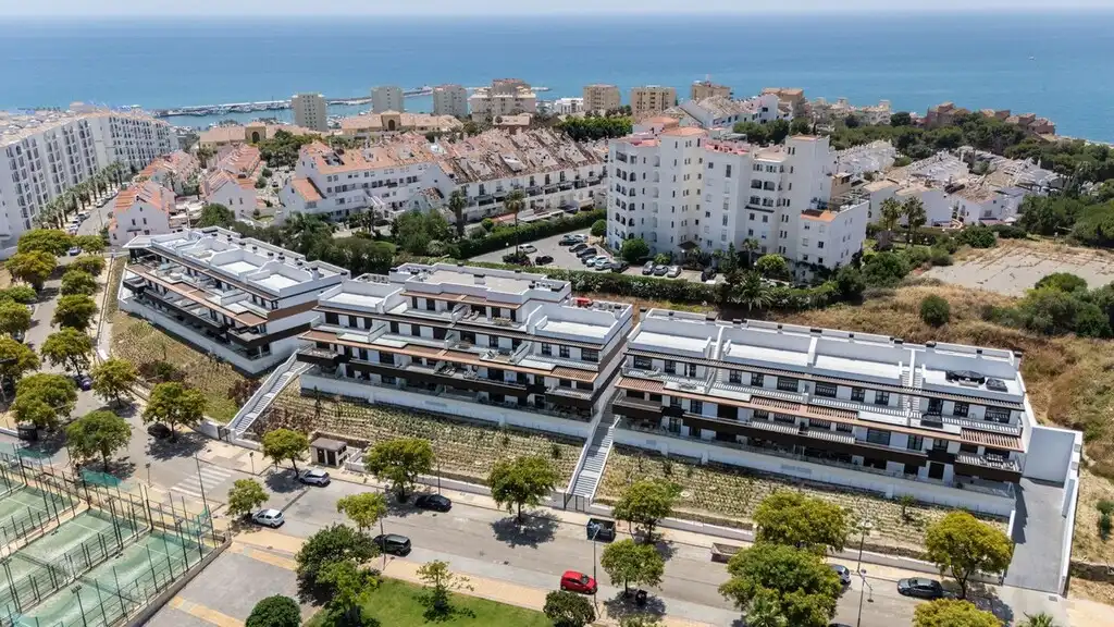 Apartment with pool for sale in Estepona Pueblo, imagen 22