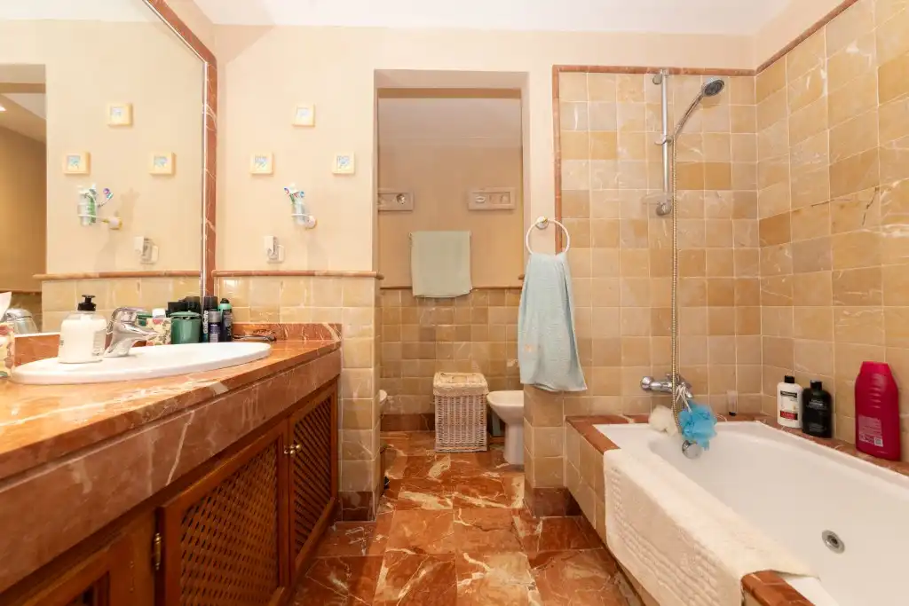 Apartamento con piscina en venta en La Quinta, imagen 10