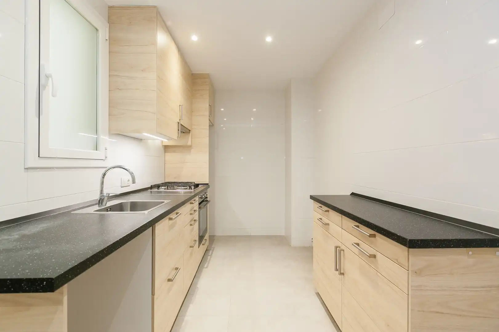 Cocina de Piso de alquiler en Barcelona con Aire acondicionado, Calefacción y Amueblado