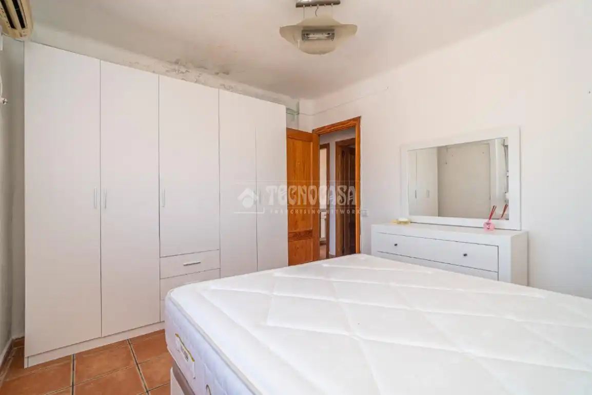 Bedroom of Flat for sale in Linares