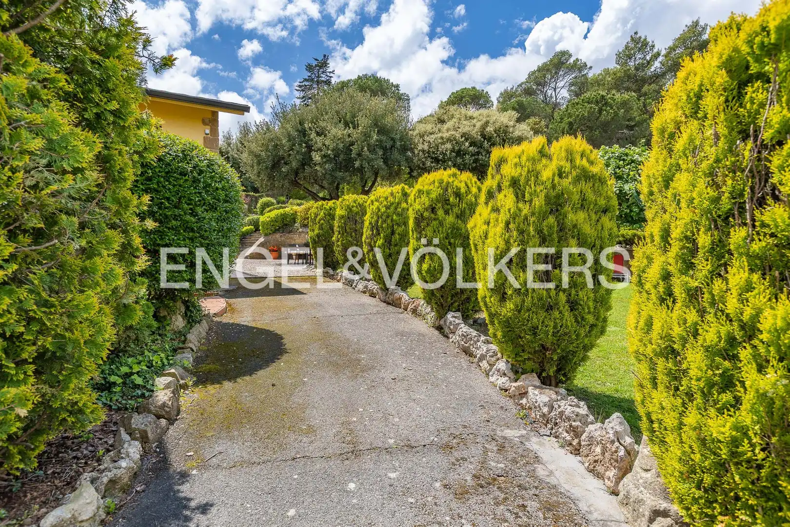 Vista exterior de Casa o chalet en venta en Sant Quirze Safaja con Calefacción, Jardín privado y Terraza