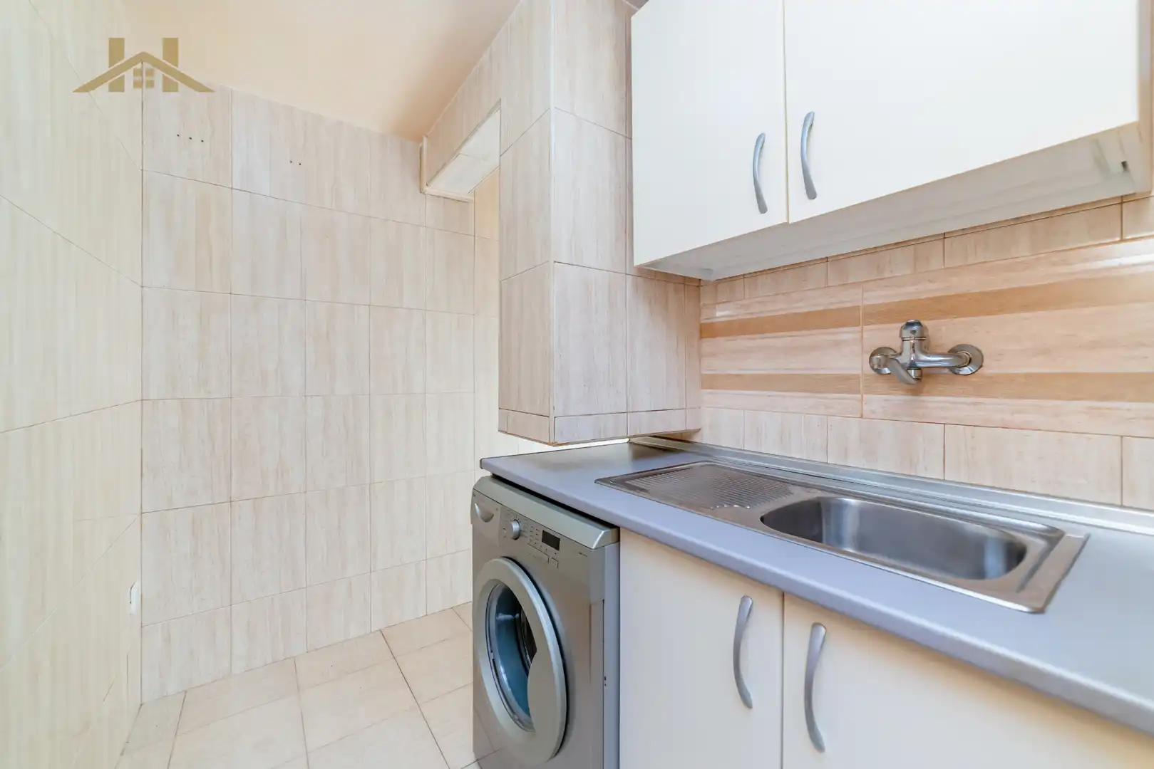 Kitchen of Flat for sale in Aranjuez  with Washing machine