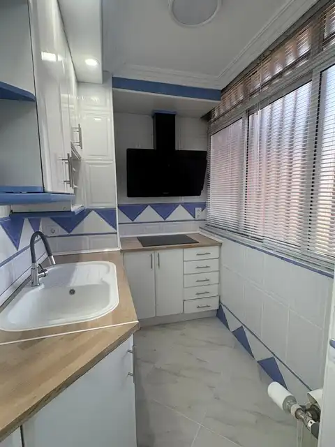 Flat with terrace for sale in Calle Parque Arturo León, imagen 16
