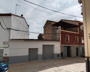 Vista exterior de Edifici en venda en Cuacos de Yuste