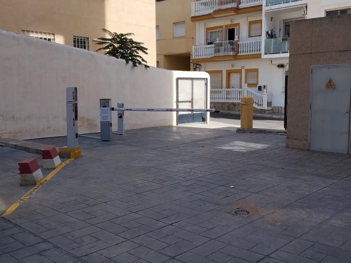 Parking of Garage for rent in Málaga  with Alarm