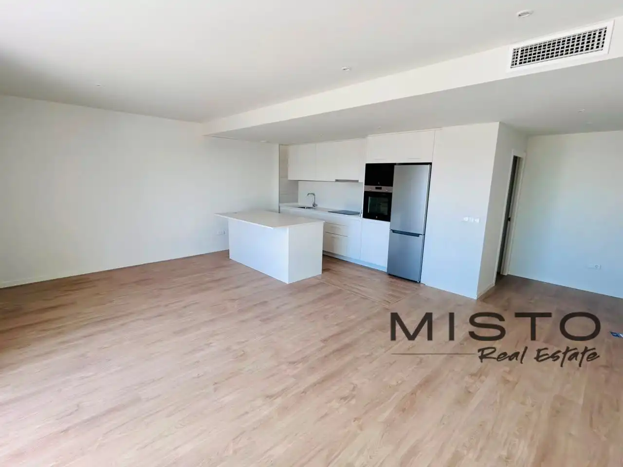 Kitchen of Flat for rent in Nueva Andalucía