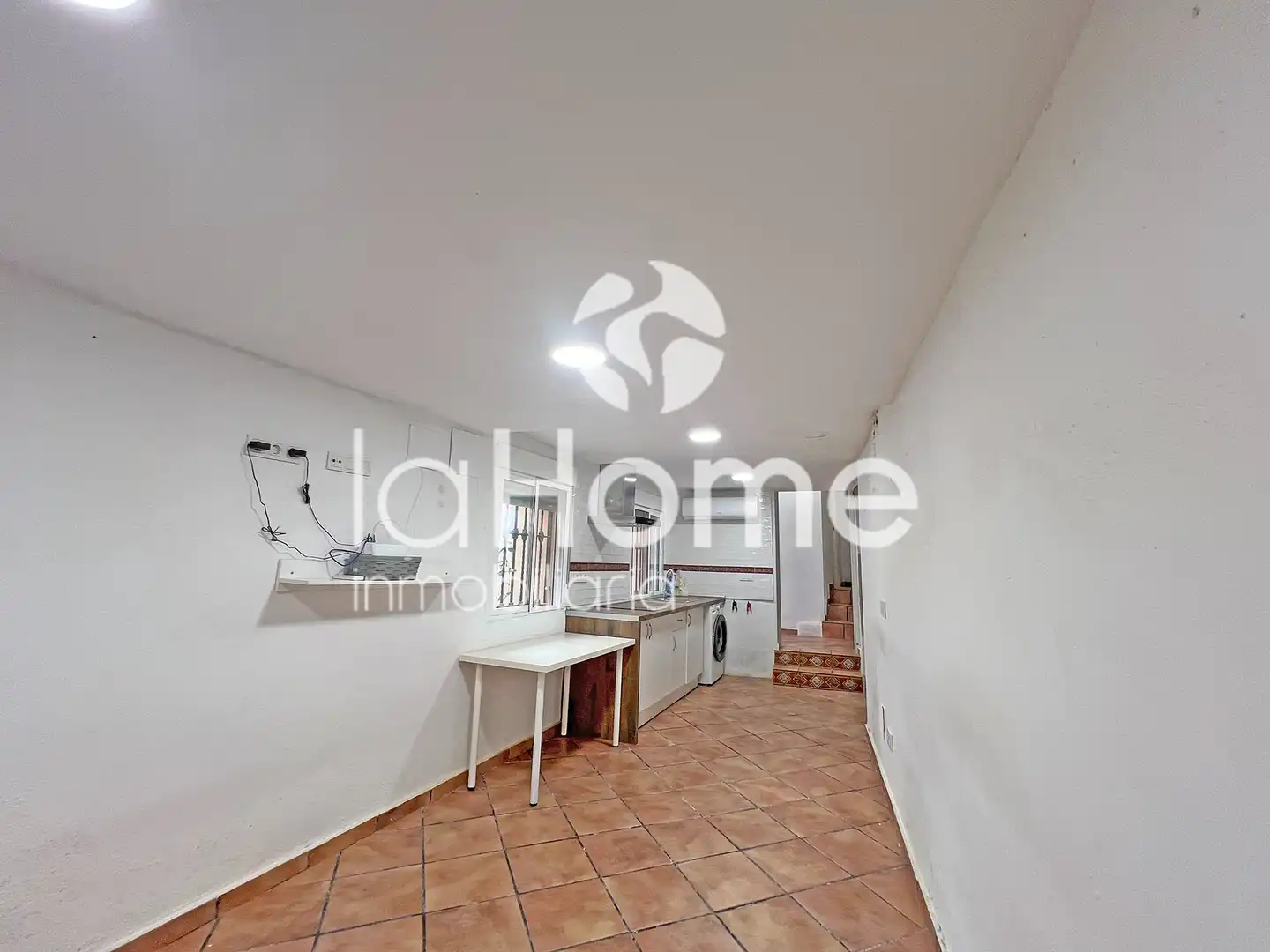 Casa adosada en venta en Paterna con Aire acondicionado, Terraza y Horno