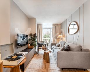 Living room of Flat to rent in  Madrid Capital  with Air Conditioner, Heating and Furnished
