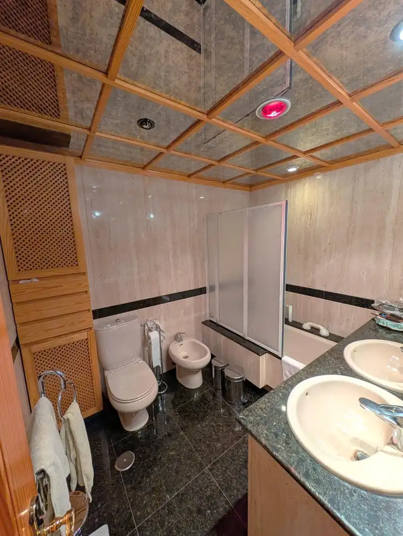 Bathroom of Flat for sale in Murcia  with Parquet flooring and Storage room
