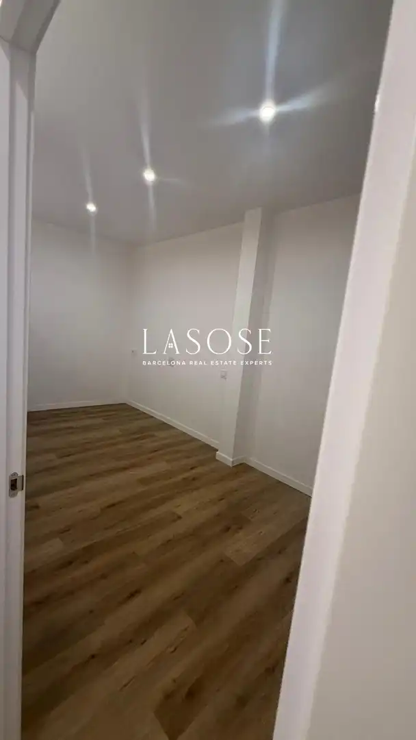 Habitación de Apartamento en venta en Barcelona