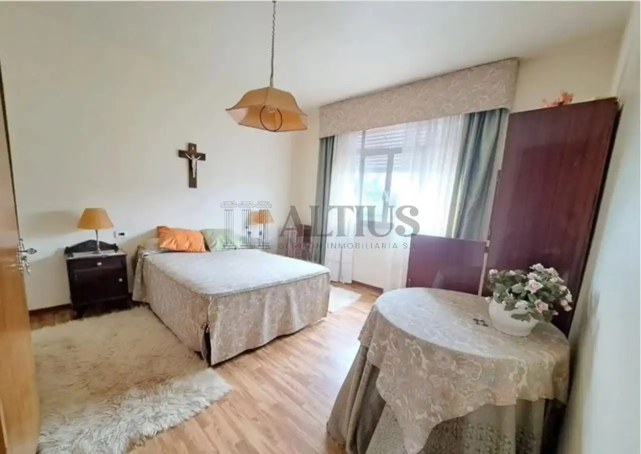 Habitación de Casa o chalet en venta en Boiro con Calefacción, Jardín privado y Amueblado