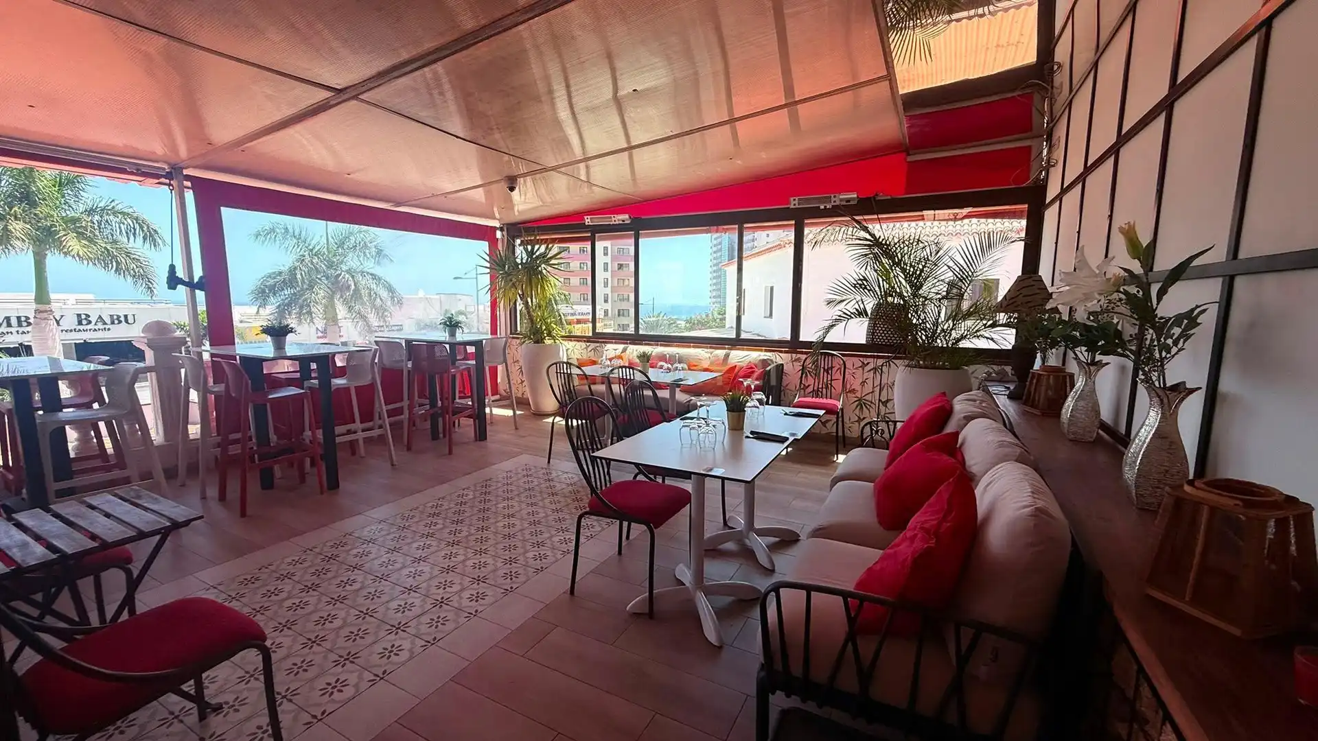 Commercial properties for sale in Calle Aljibe, 22, Adeje, Spain, 22, Callao Salvaje - Playa Paraíso