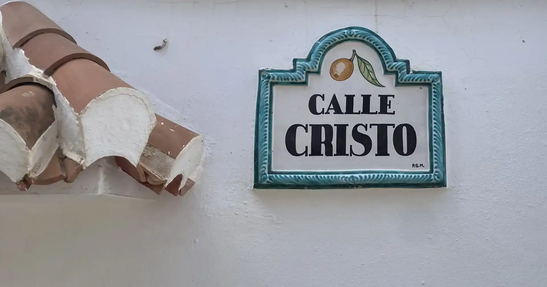 Vista exterior de Casa adosada en venda en Sayalonga amb Aire condicionat