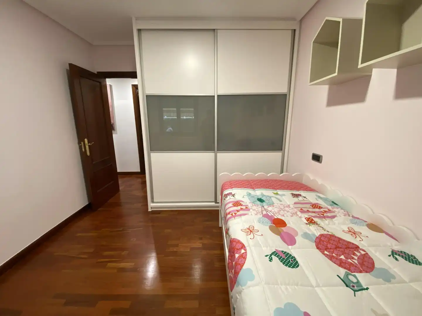 Habitación de Piso en venta en Leioa con Calefacción, Jardín privado y Terraza
