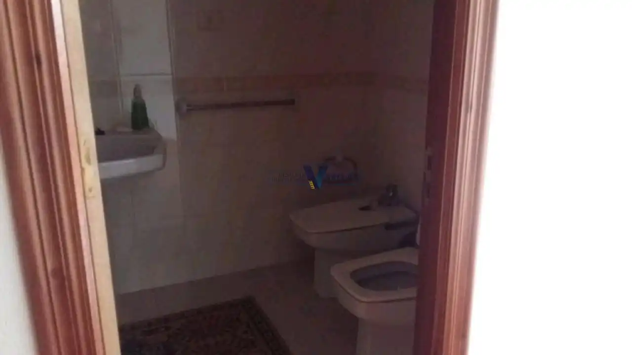 Badezimmer von Wohnung zum Verkauf in Maceda mit Abstellraum und Balkon