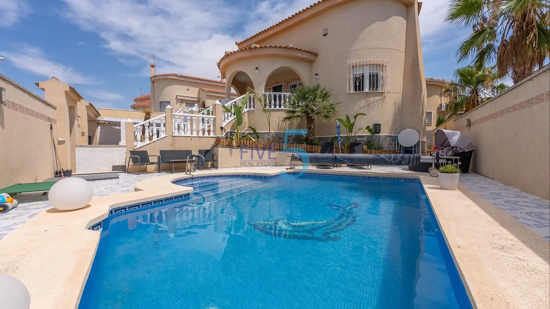 Piscina de Casa o xalet en venda en Rojales amb Aire condicionat, Calefacció i Terrassa