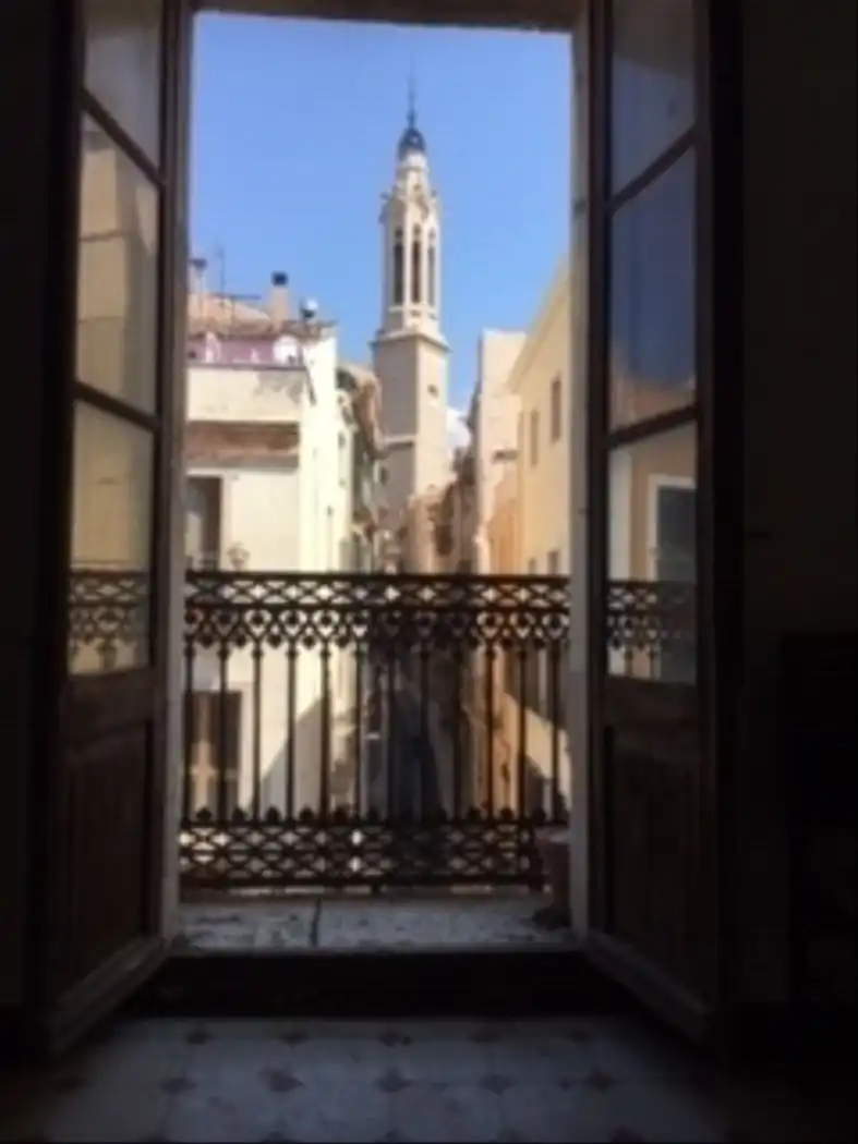 Vista exterior de Edifici en venda en Valls