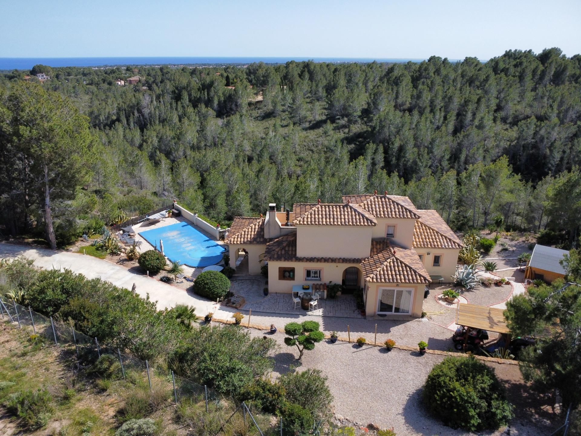 Exterior view of House or chalet for sale in L'Ametlla de Mar   with Air Conditioner, Heating and Private garden
