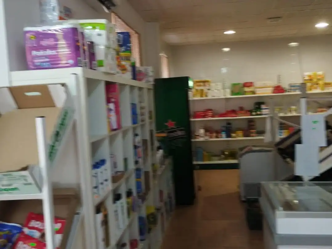 Local de lloguer en Marchena amb Aire condicionat