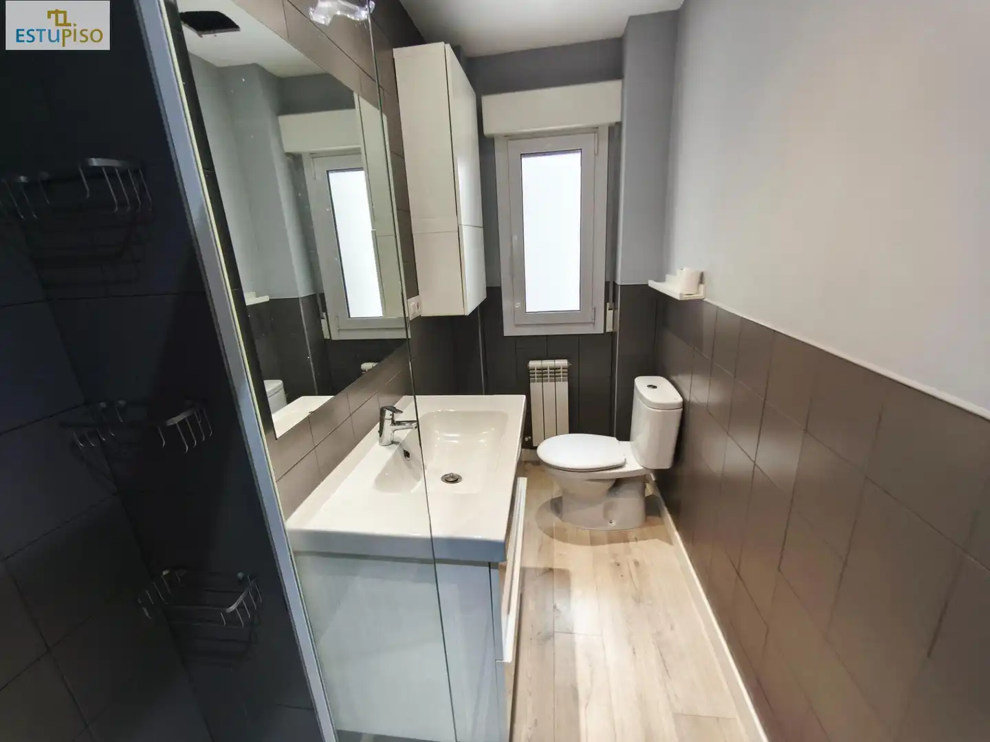 Baño de Piso en venta en Vitoria - Gasteiz con Calefacción y Trastero
