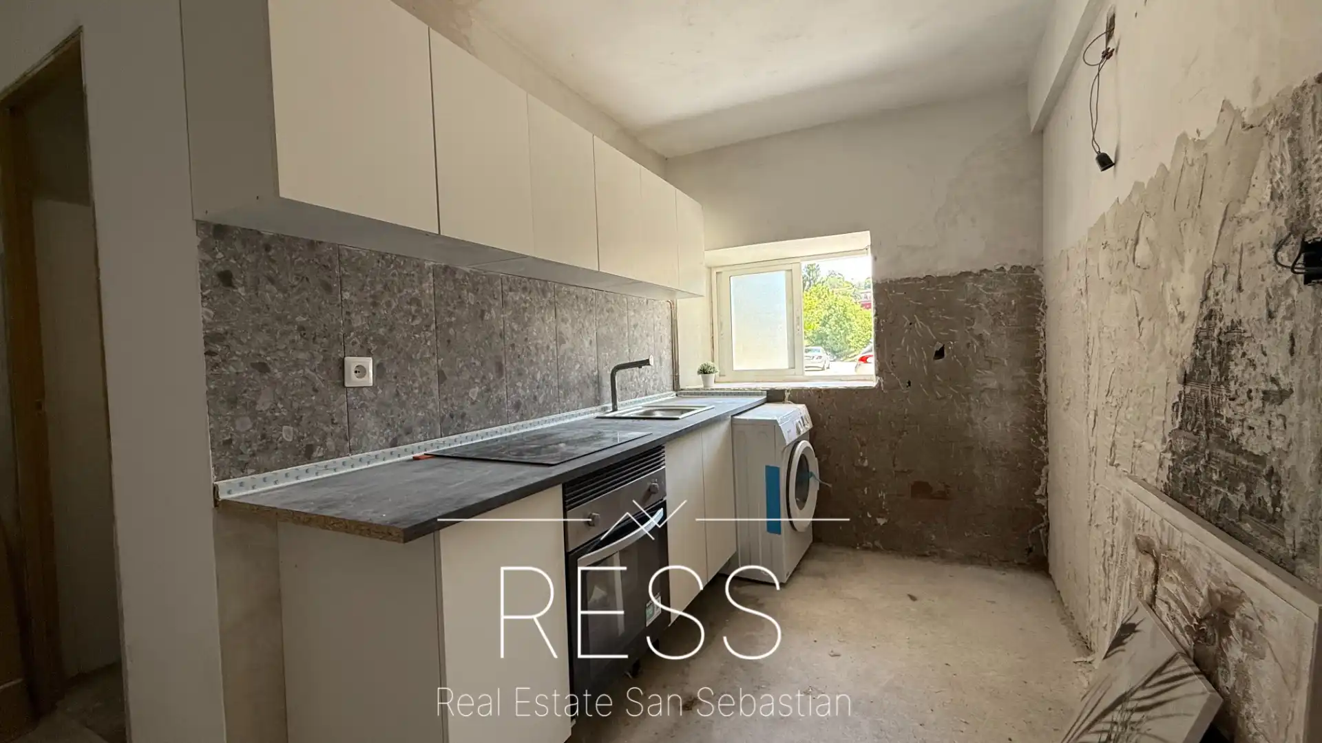 Ground floor for sale in Zandardegi Bidea, 47, Intxaurrondo
