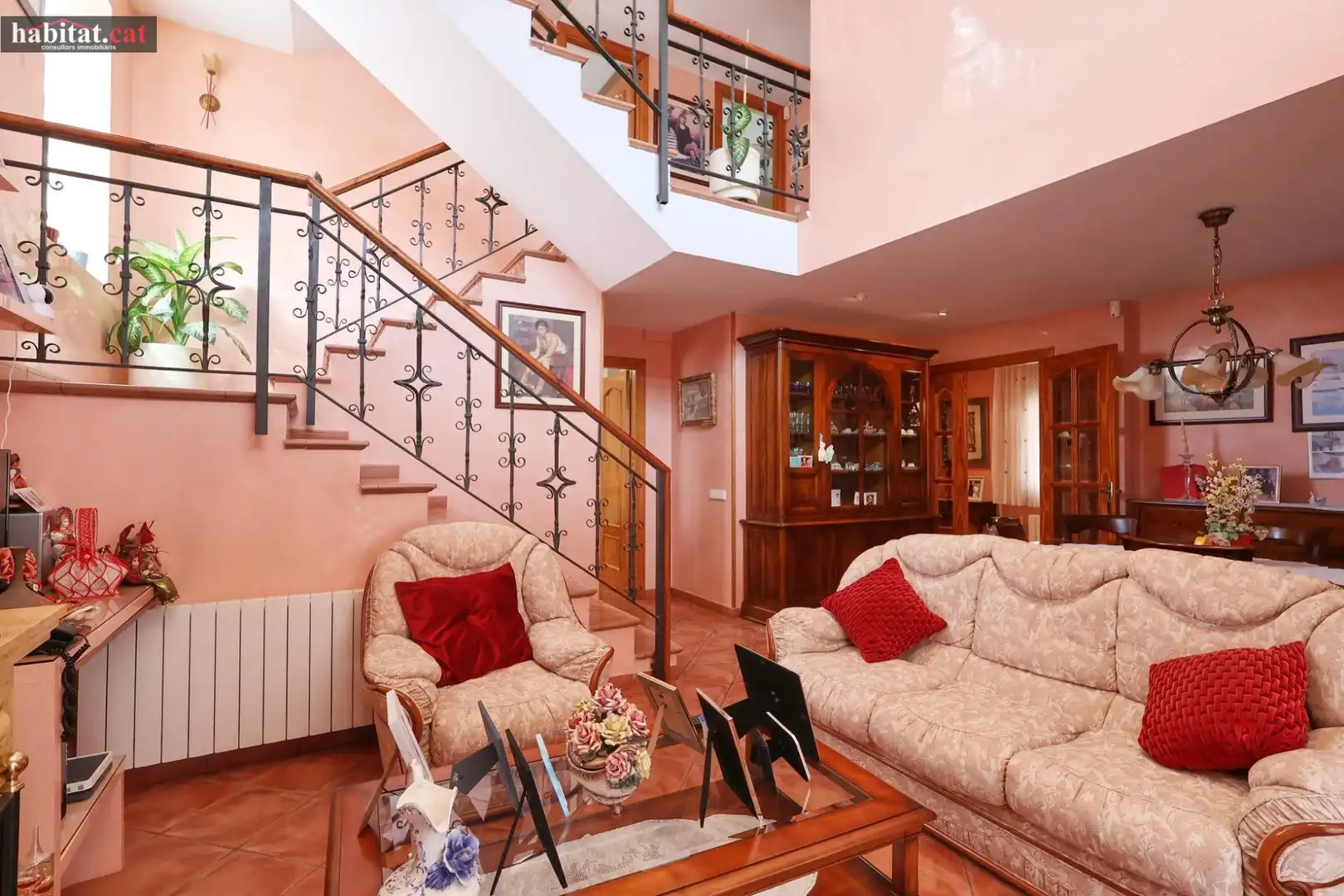 Sala de estar de Casa o chalet en venta en Vilanova i la Geltrú con Calefacción