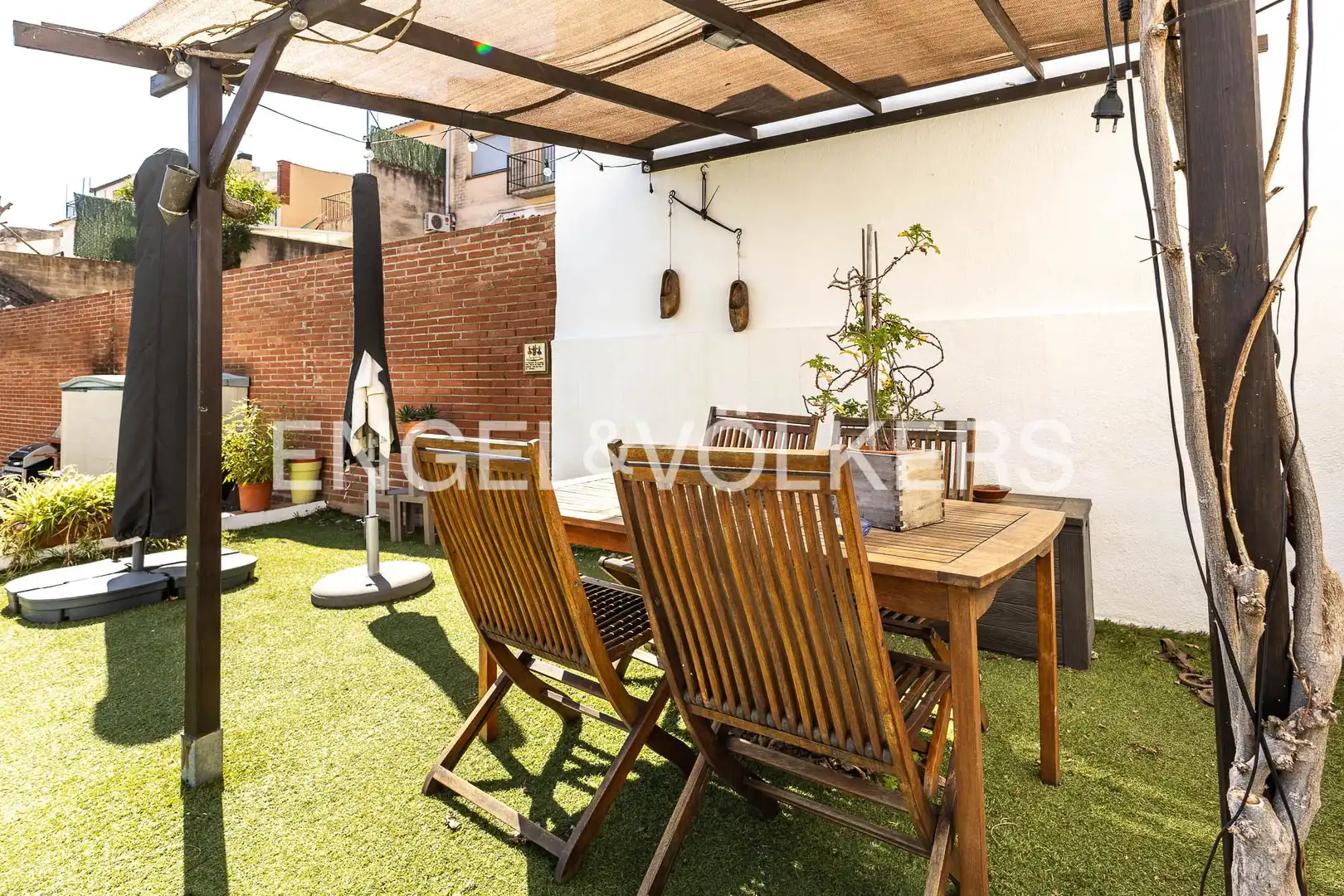 Terrassa de Casa o xalet en venda en Mataró amb Aire condicionat, Calefacció i Jardí privat