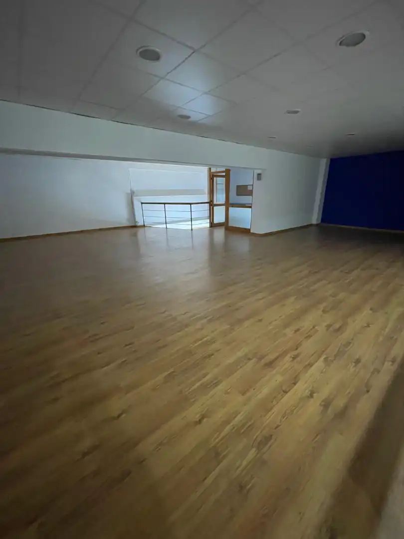 Local comercial de lloguer a Camino C, imagen 6