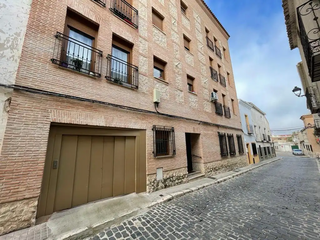 Garaje en venta en Marquina, Centro